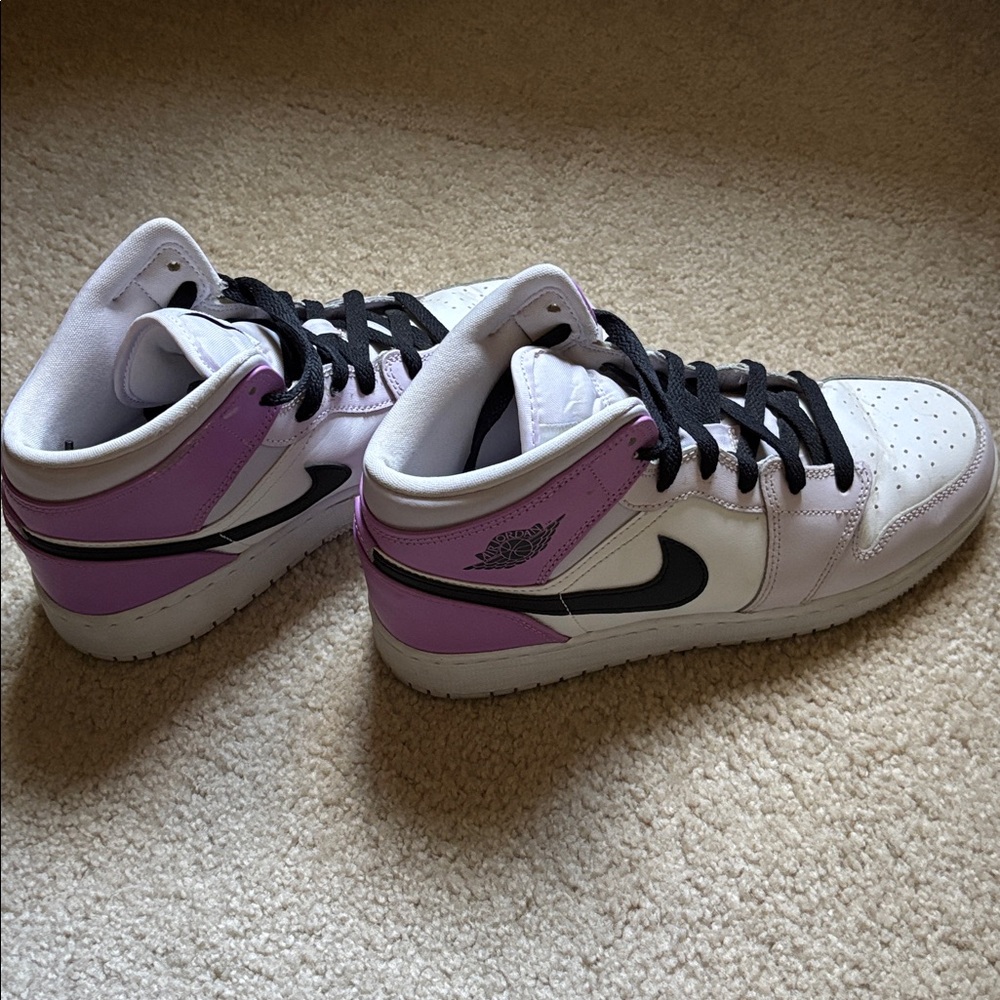 Nike Jordan Kids 1 Mid Barely Grape